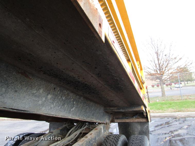 image for item DE5920 2002 International 2554 dump truck