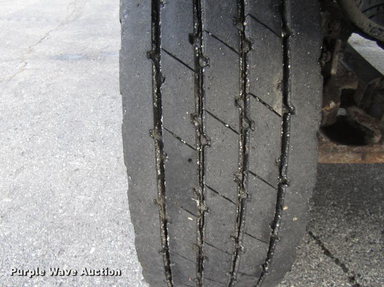 image for item DE5920 2002 International 2554 dump truck