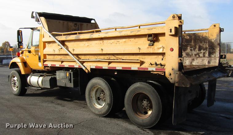 image for item DE5921 2006 International 7400 dump truck