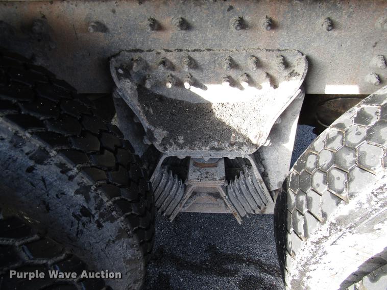 image for item DE5921 2006 International 7400 dump truck