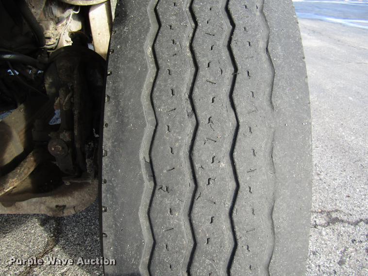 image for item DE5921 2006 International 7400 dump truck