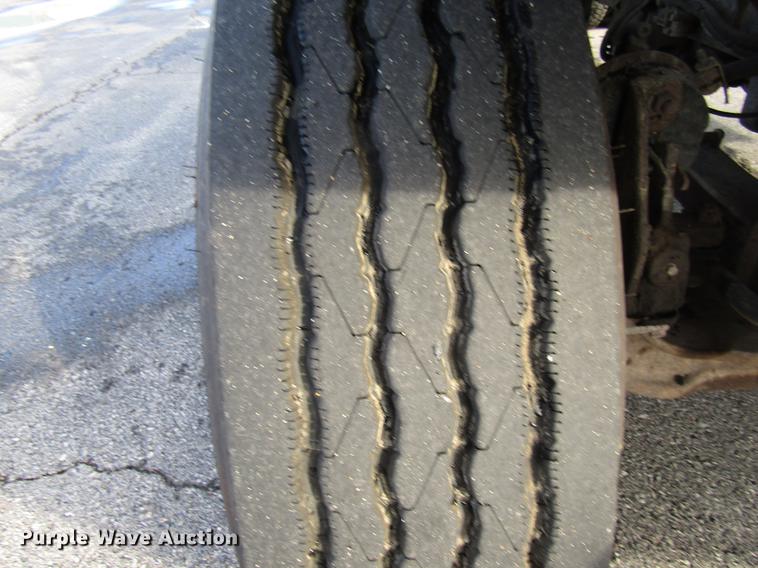 image for item DE5921 2006 International 7400 dump truck