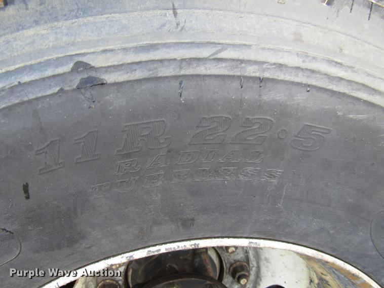 image for item DE5921 2006 International 7400 dump truck