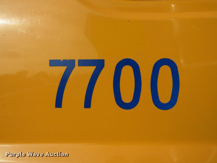 image for item DE5921 2006 International 7400 dump truck