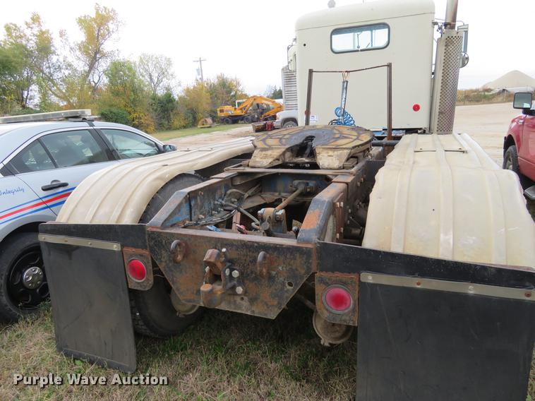 image for item DE6545 1974 Kenworth semi truck