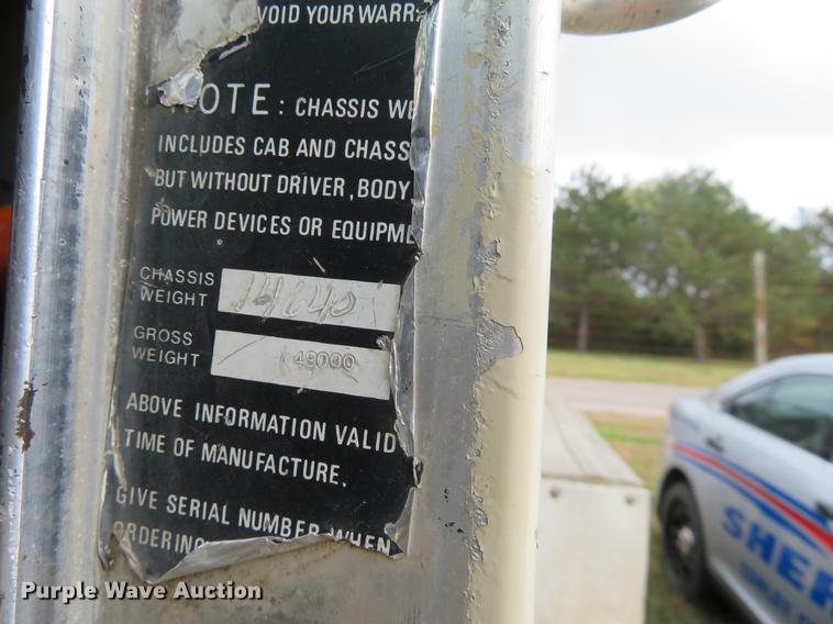 image for item DE6545 1974 Kenworth semi truck