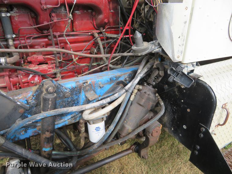 image for item DE6545 1974 Kenworth semi truck