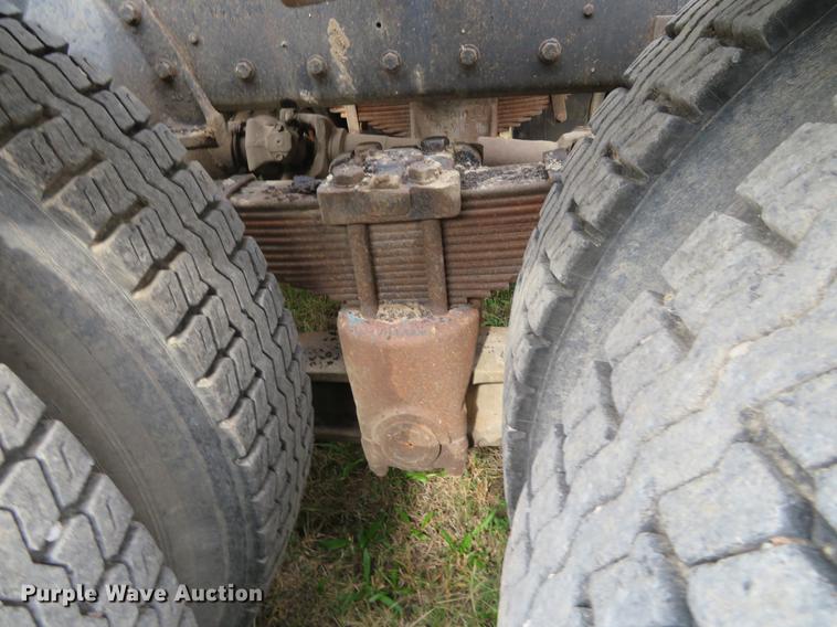 image for item DE6545 1974 Kenworth semi truck