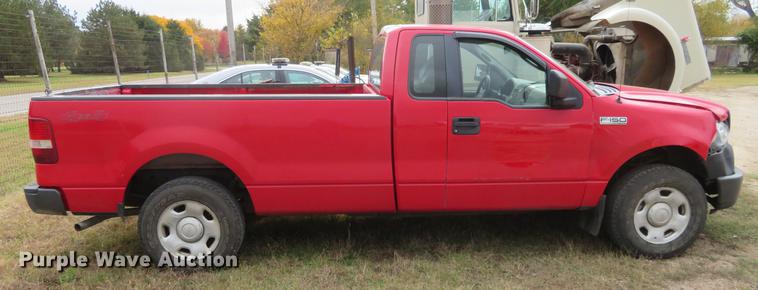 image for item DE6546 2007 Ford F150 pickup truck