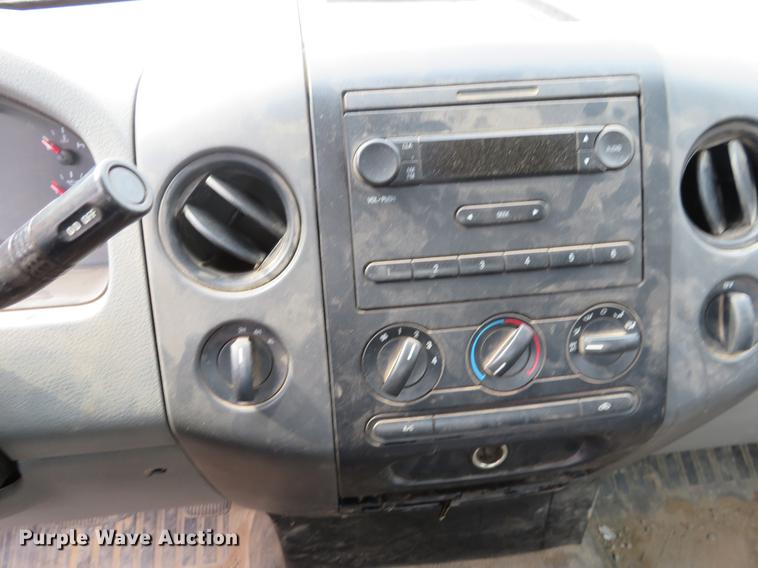 image for item DE6546 2007 Ford F150 pickup truck