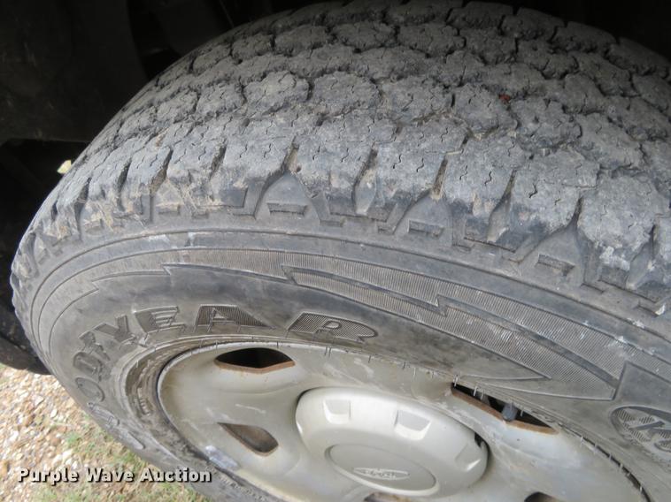 image for item DE6546 2007 Ford F150 pickup truck