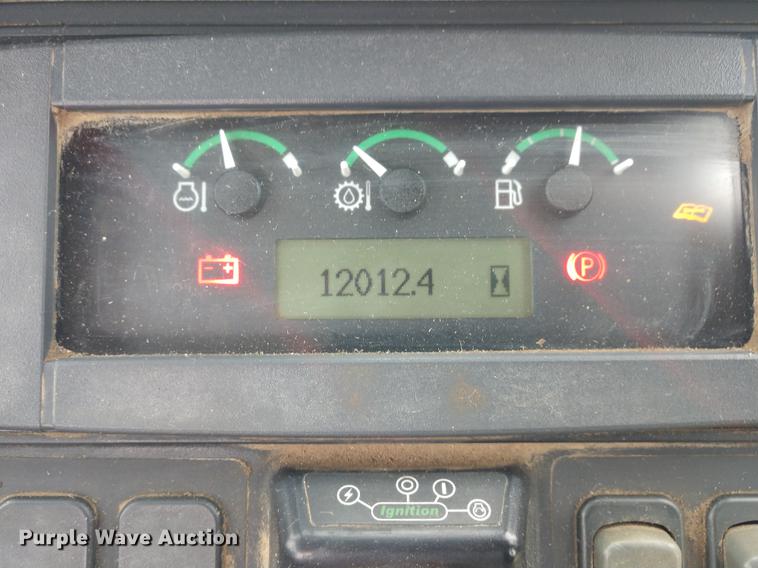 image for item DE6547 2005 John Deere 410G backhoe