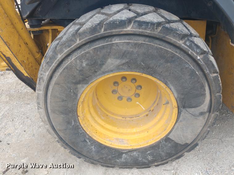 image for item DE6547 2005 John Deere 410G backhoe
