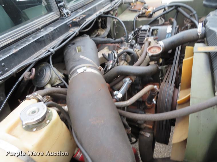 image for item DN9201 1989 Am General M998 H1 Hummer humvee