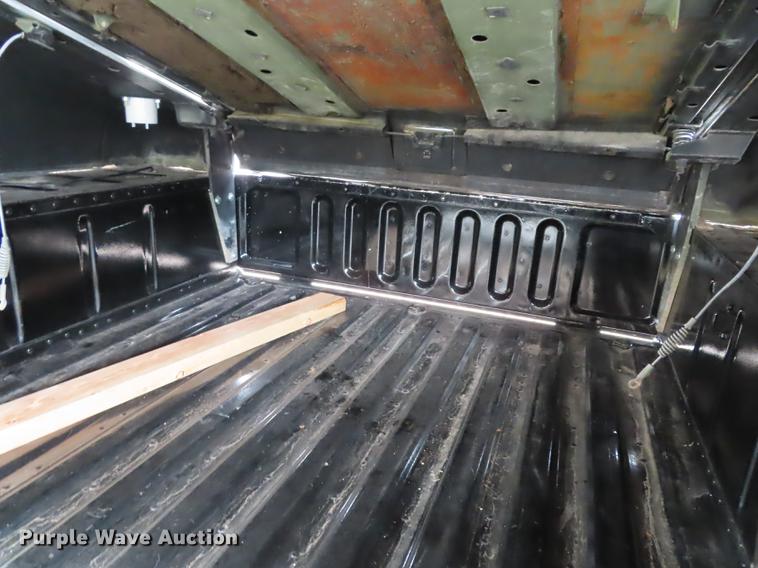 image for item DN9201 1989 Am General M998 H1 Hummer humvee