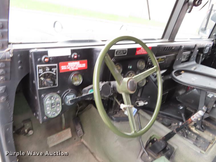 image for item DN9201 1989 Am General M998 H1 Hummer humvee