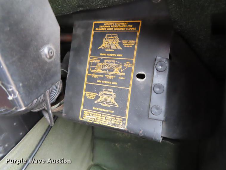 image for item DN9201 1989 Am General M998 H1 Hummer humvee