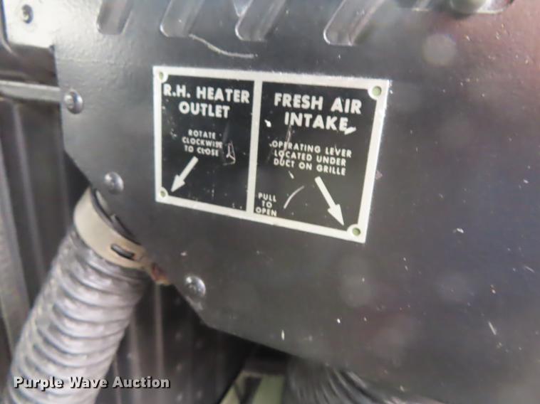 image for item DN9201 1989 Am General M998 H1 Hummer humvee