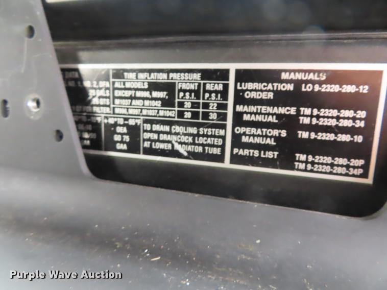 image for item DN9201 1989 Am General M998 H1 Hummer humvee