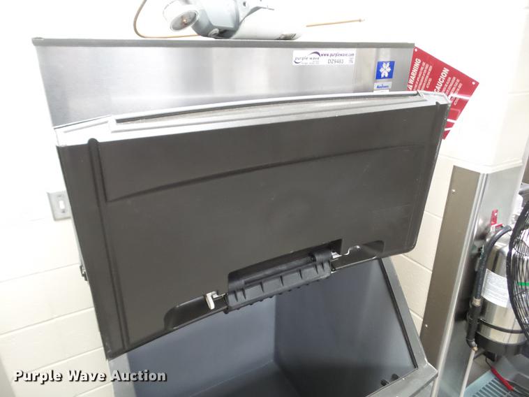 image for item DZ9483 Manitowoc SY0304A ice maker