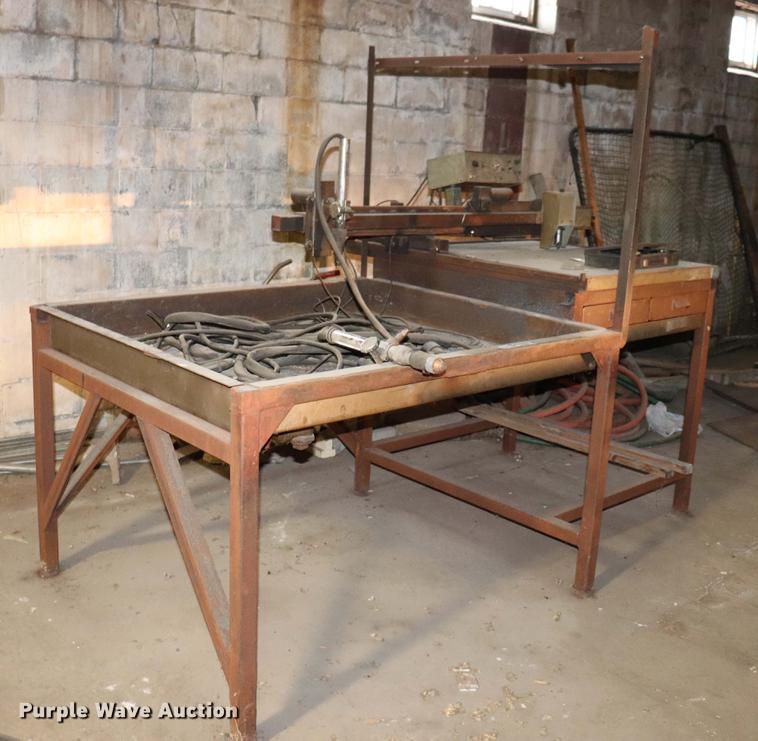 image for item EC9269 Plasma ARC cutting table