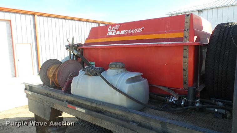 image for item ES9262 2004 John Bean sprayer