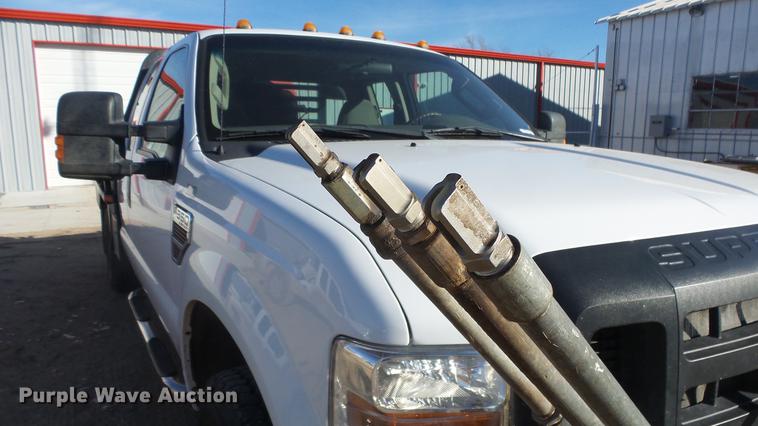 image for item ES9262 2004 John Bean sprayer