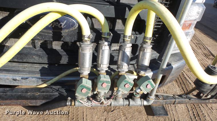 image for item ES9262 2004 John Bean sprayer