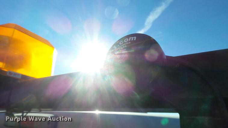 image for item ES9262 2004 John Bean sprayer