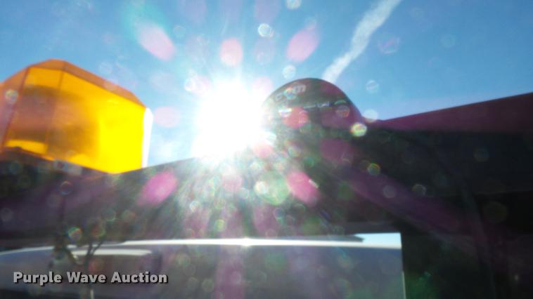 image for item ES9262 2004 John Bean sprayer