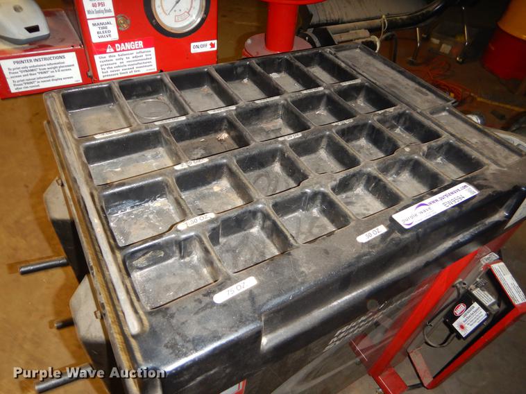 image for item EW9594 Coats XT1850 tire balancer