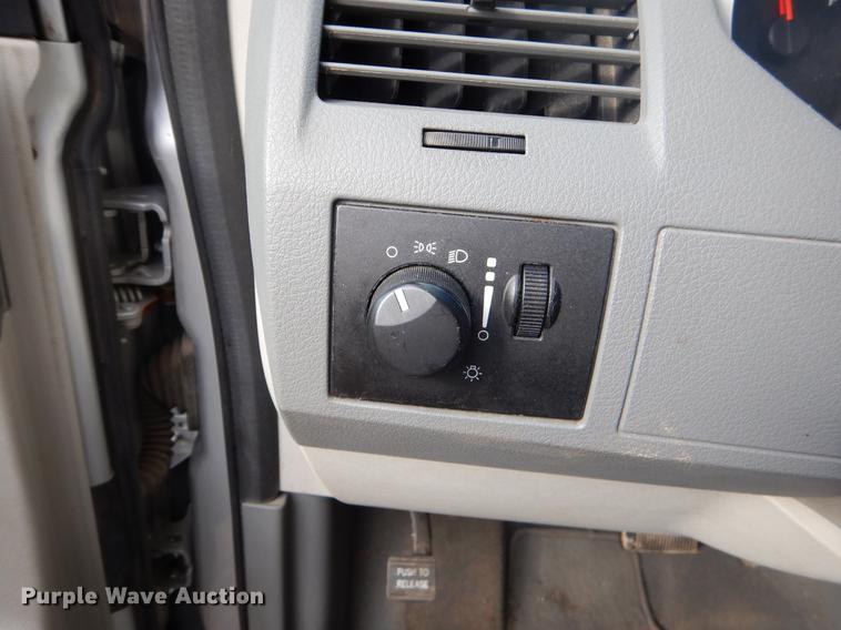 image for item EW9597 2009 Dodge Grand Caravan SE van