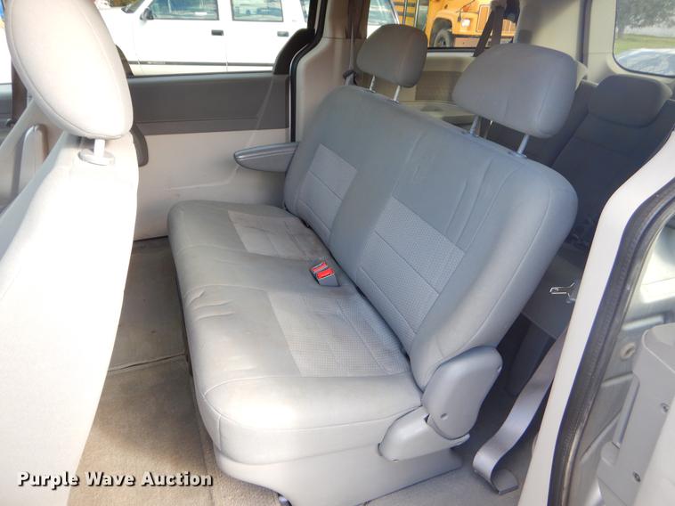 image for item EW9597 2009 Dodge Grand Caravan SE van