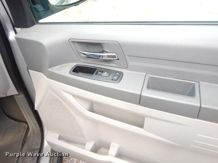 image for item EW9597 2009 Dodge Grand Caravan SE van