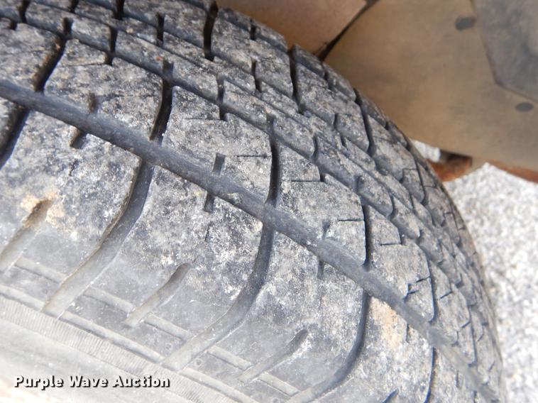 image for item EW9598 1994 Chevrolet Suburban C1500 SUV