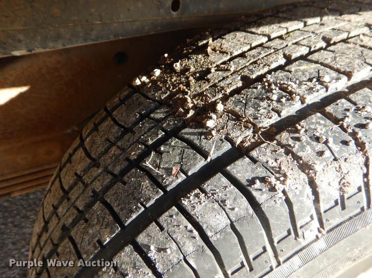 image for item EW9598 1994 Chevrolet Suburban C1500 SUV