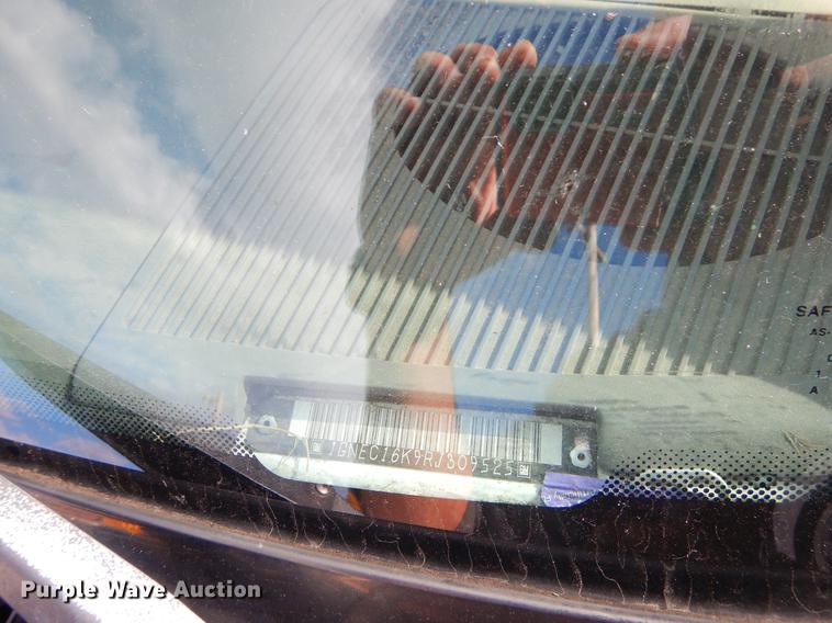 image for item EW9598 1994 Chevrolet Suburban C1500 SUV