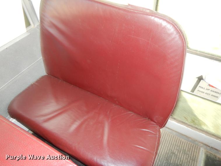 image for item EW9599 2000 Chevrolet Blue Bird school bus