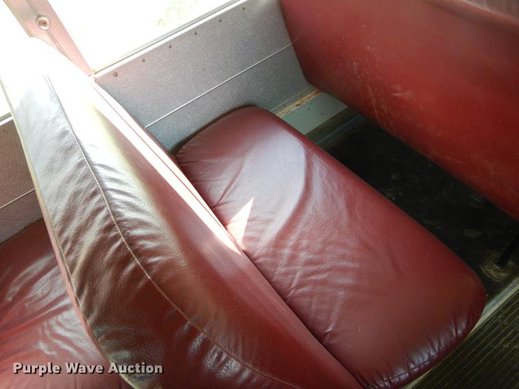 image for item EW9599 2000 Chevrolet Blue Bird school bus