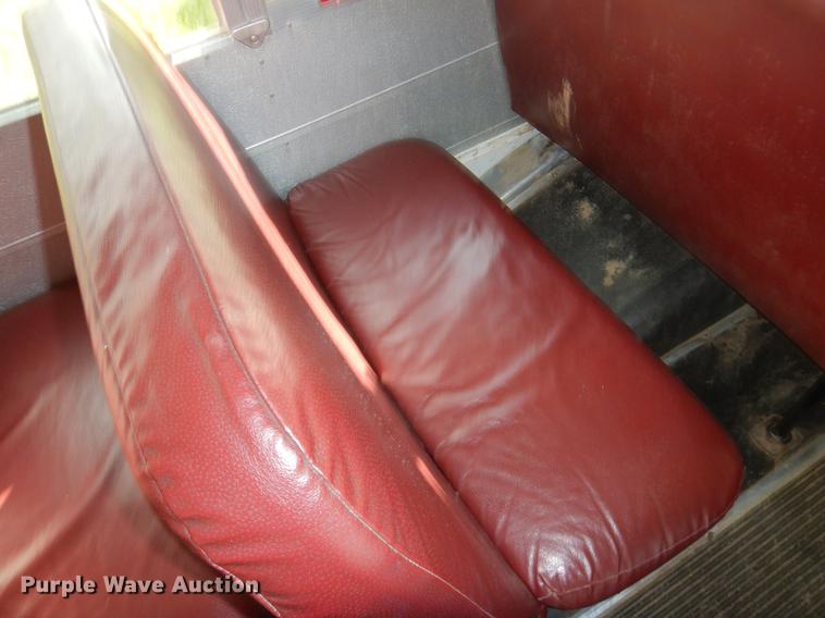 image for item EW9599 2000 Chevrolet Blue Bird school bus