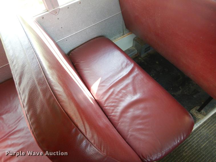 image for item EW9599 2000 Chevrolet Blue Bird school bus