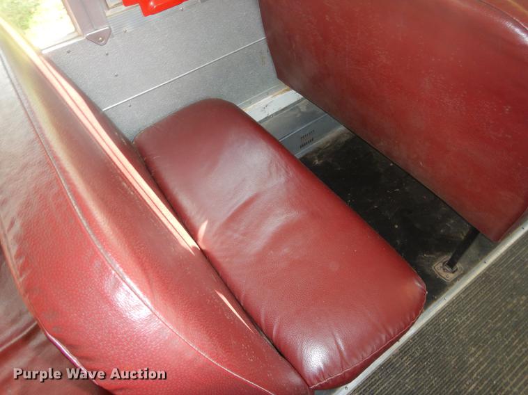 image for item EW9599 2000 Chevrolet Blue Bird school bus