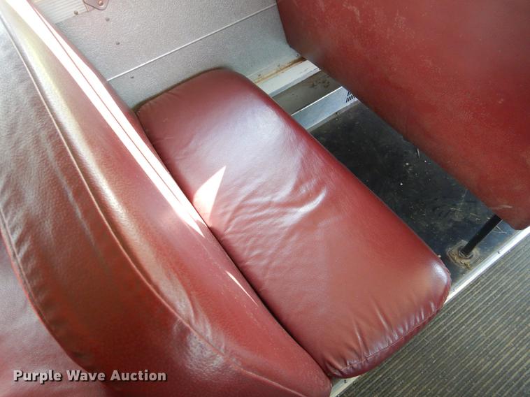 image for item EW9599 2000 Chevrolet Blue Bird school bus