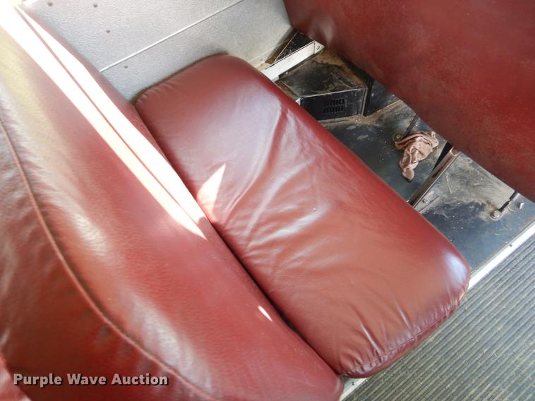 image for item EW9599 2000 Chevrolet Blue Bird school bus