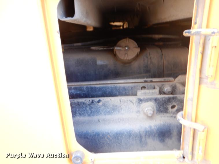 image for item EW9599 2000 Chevrolet Blue Bird school bus