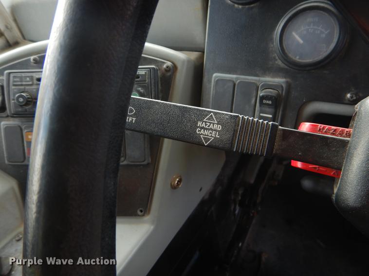 image for item EW9600 2005 Blue Bird Vision school bus