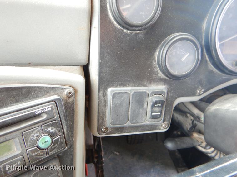 image for item EW9600 2005 Blue Bird Vision school bus