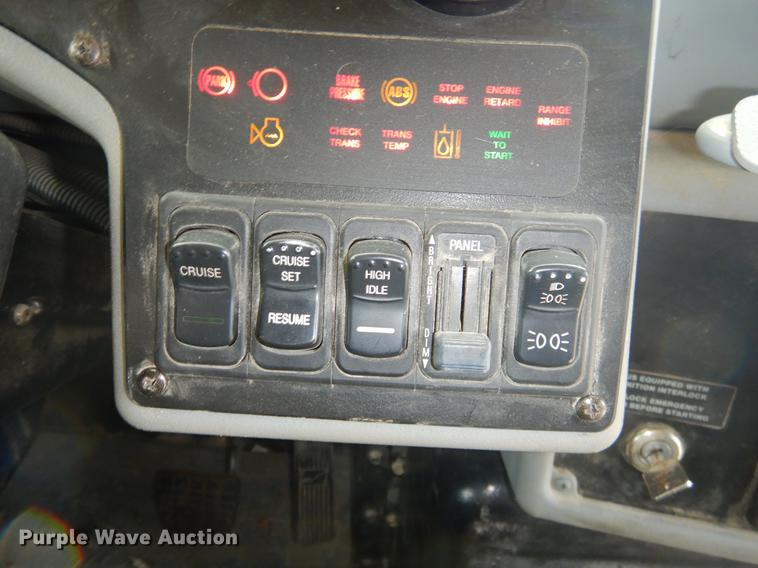 image for item EW9600 2005 Blue Bird Vision school bus