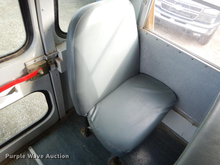 image for item EW9600 2005 Blue Bird Vision school bus