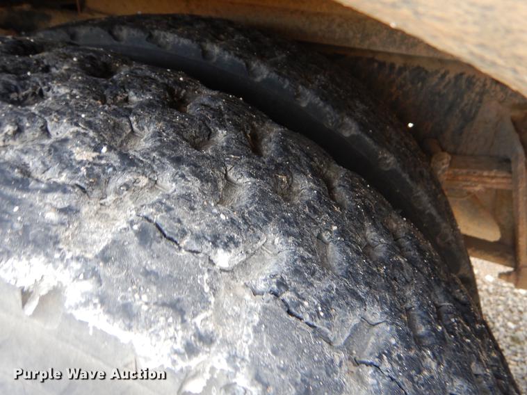 image for item EW9600 2005 Blue Bird Vision school bus